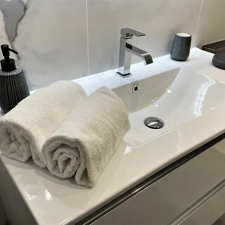 Acqua Azzurra Apartment La Spezia